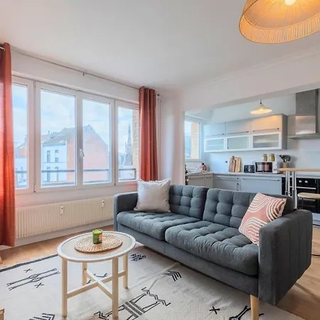 One Bedroom With Balcony, Center Apartment *